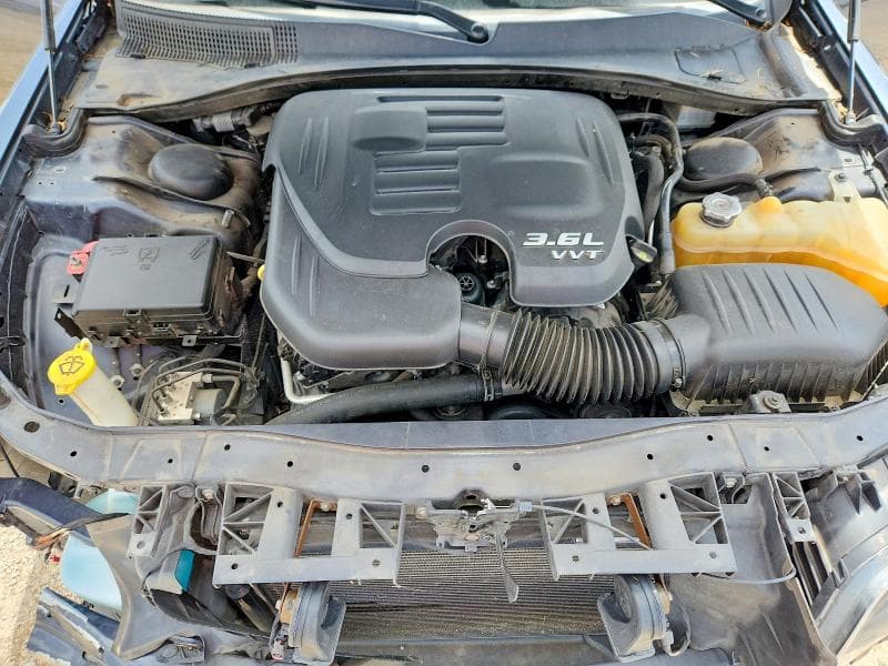 2019 CHRYSLER 300 TOURING 11