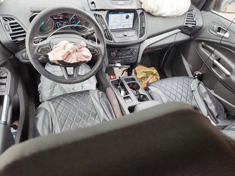 2017 FORD ESCAPE SE 8