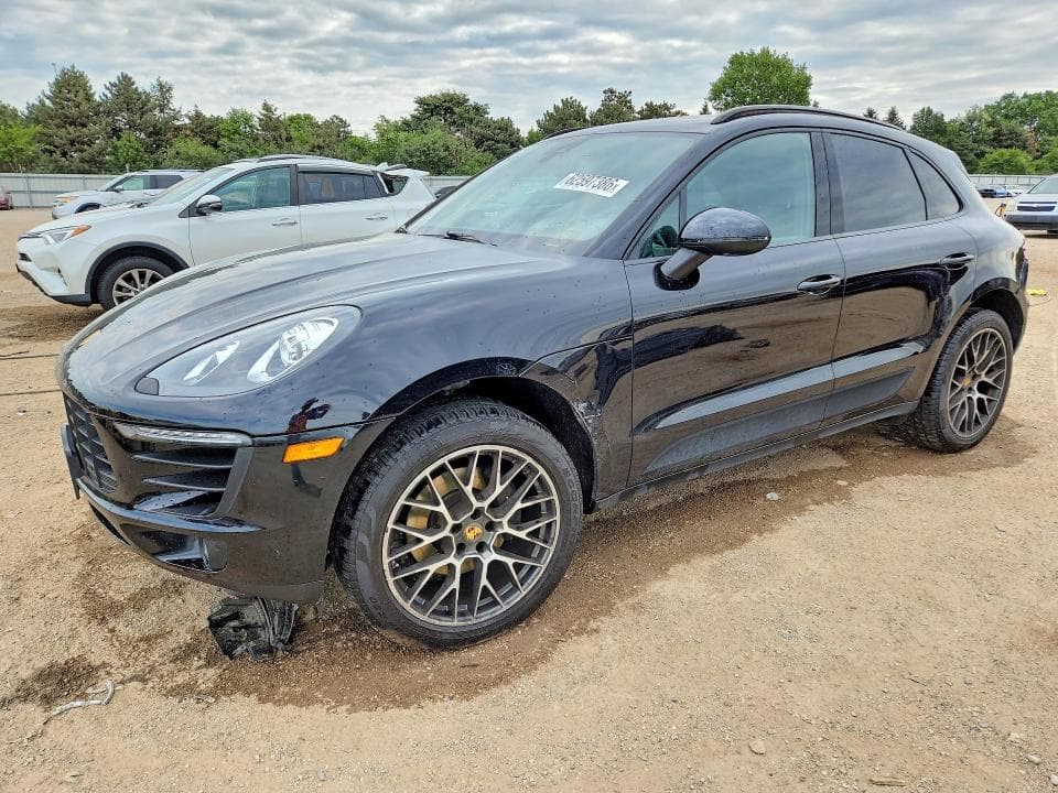 2018 PORSCHE MACAN - 1