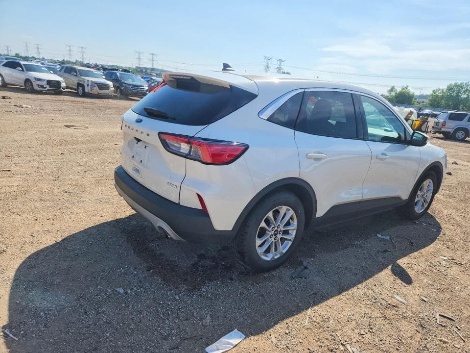 2020 FORD ESCAPE SE 3