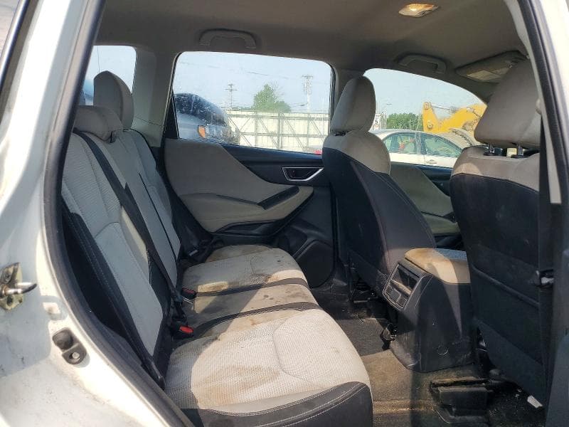 2019 SUBARU FORESTER 11