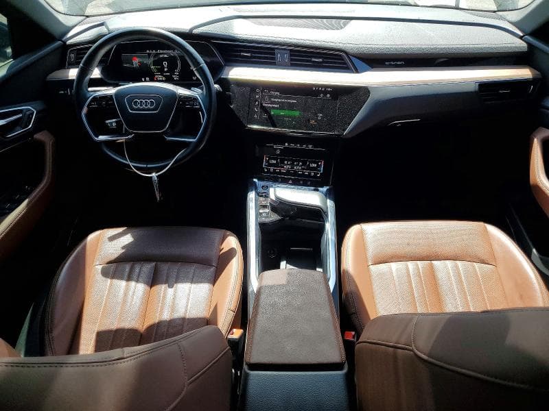 2024 AUDI Q8 E-TRON PREMIUM PLUS 8