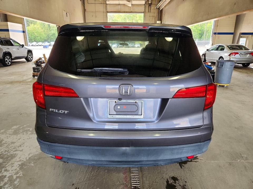 2017 HONDA PILOT LX 6