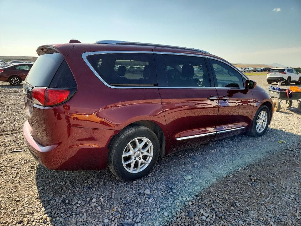2020 CHRYSLER PACIFICA TOURING L 3
