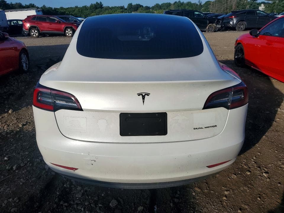 2019 TESLA MODEL 3 6
