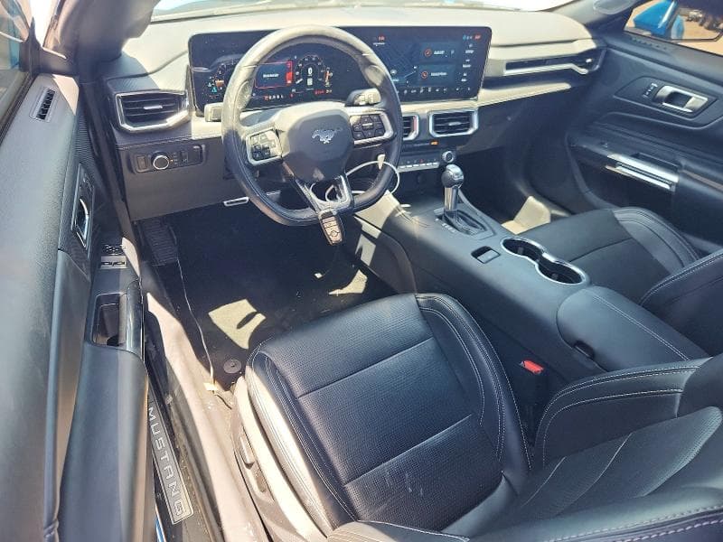 2025 FORD MUSTANG 8