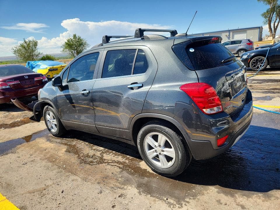 2017 CHEVROLET TRAX 1LT 2