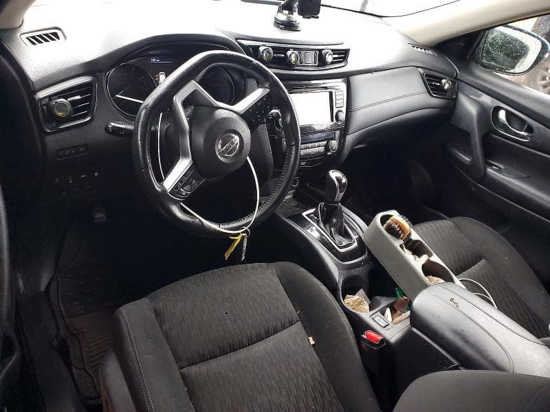 2020 NISSAN ROGUE SV 8