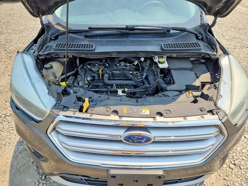 2017 FORD ESCAPE SE 12
