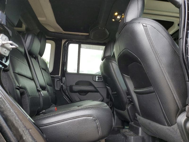 2020 JEEP WRANGLER UNLIMITED SAHARA 11