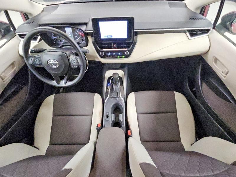 2025 TOYOTA COROLLA LE 8