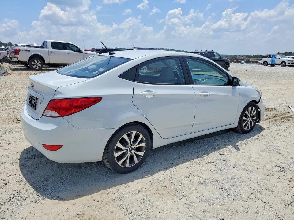2017 HYUNDAI ACCENT SE 3