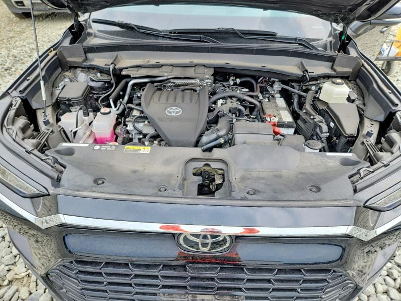 2024 TOYOTA GRAND HIGHLANDER XLE 12