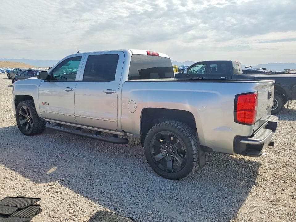 2017 CHEVROLET SILVERADO K1500 LT 2