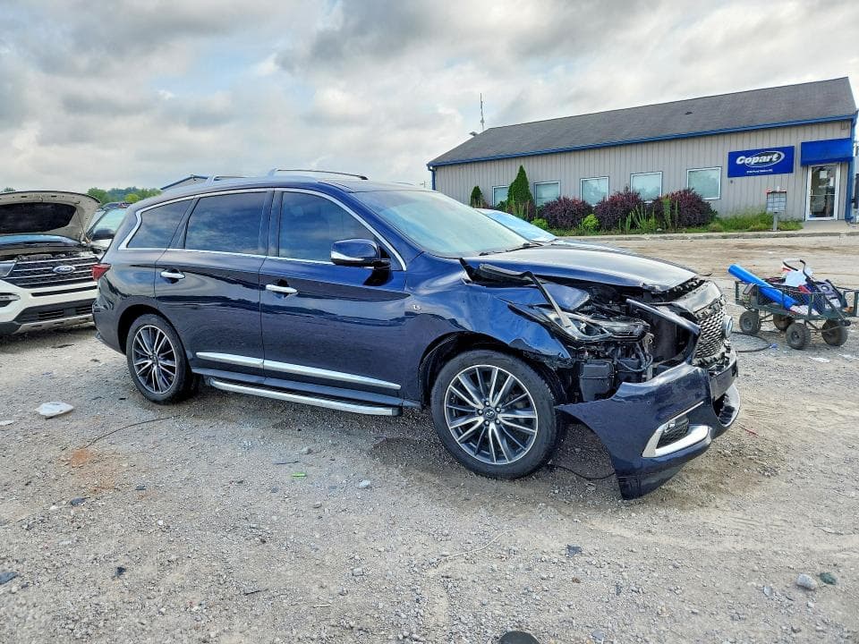 2017 INFINITI QX60 BASE 4