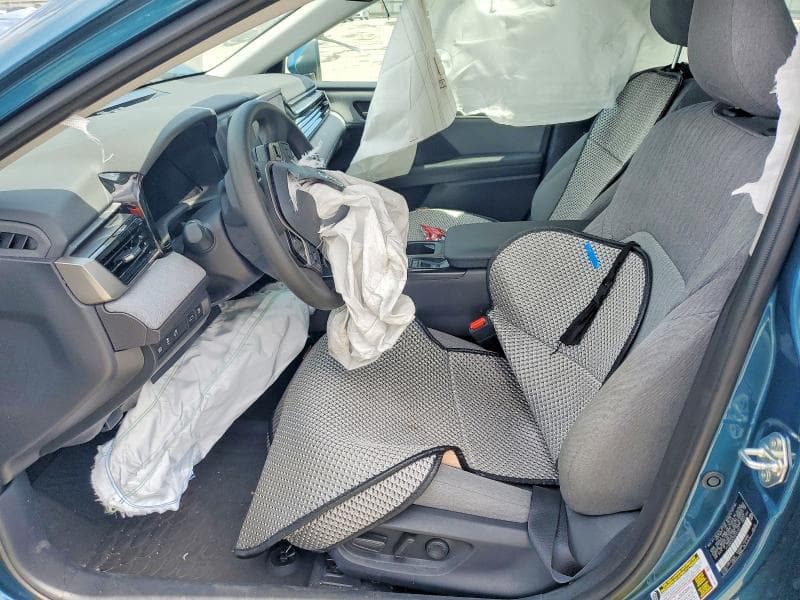 2025 TOYOTA CAMRY LE 7