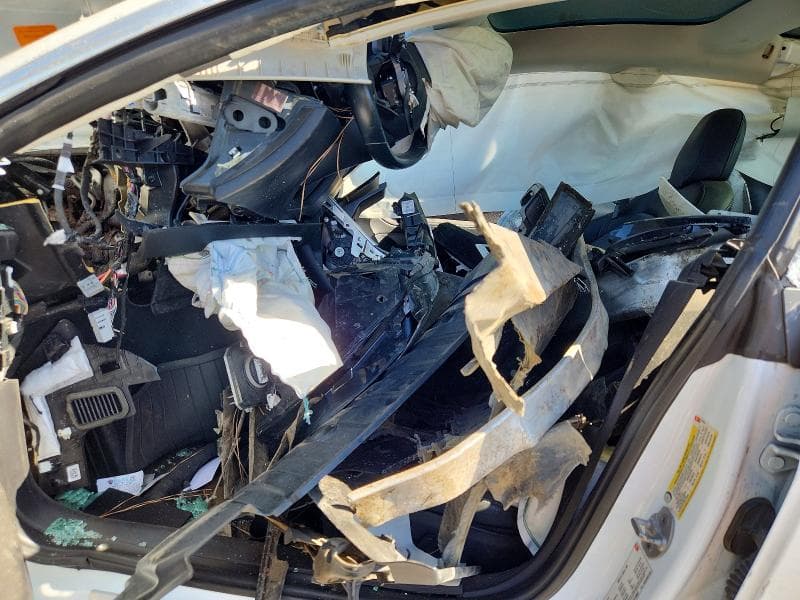 2018 TESLA MODEL 3 7