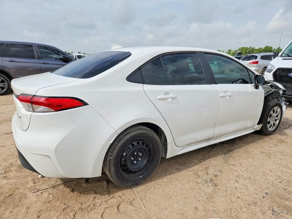 2026 TOYOTA COROLLA LE 3