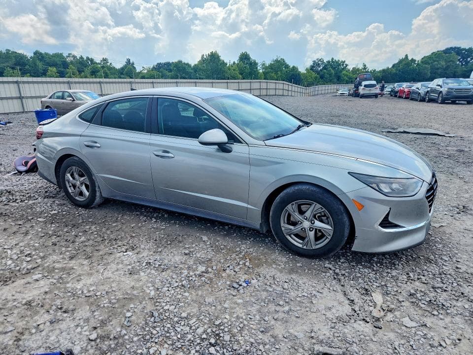 2021 HYUNDAI SONATA SE 4