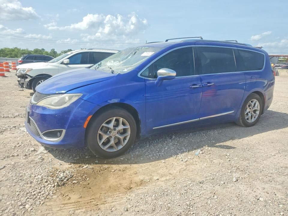2019 CHRYSLER PACIFICA LIMITED - 1