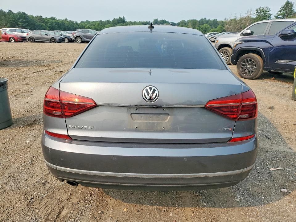 2017 VOLKSWAGEN PASSAT SE 6