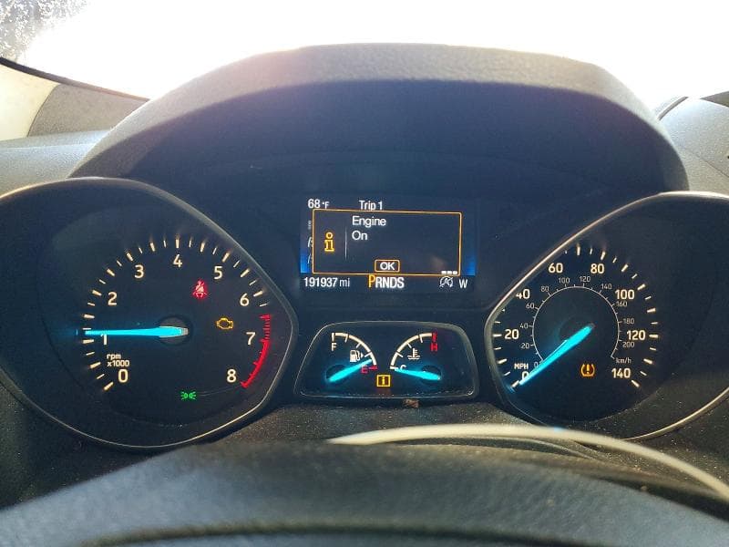 2017 FORD ESCAPE SE 9