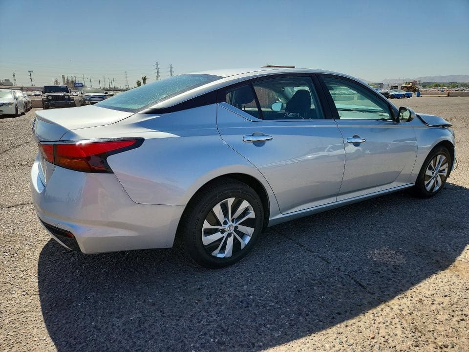 2023 NISSAN ALTIMA S 3