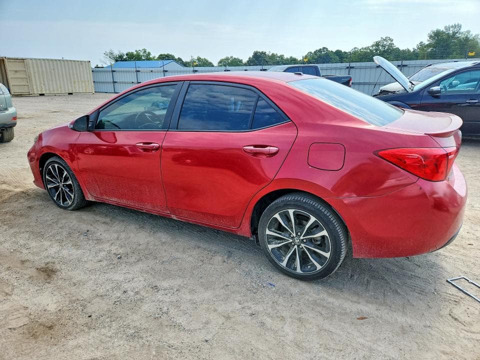2017 TOYOTA COROLLA XSE 2