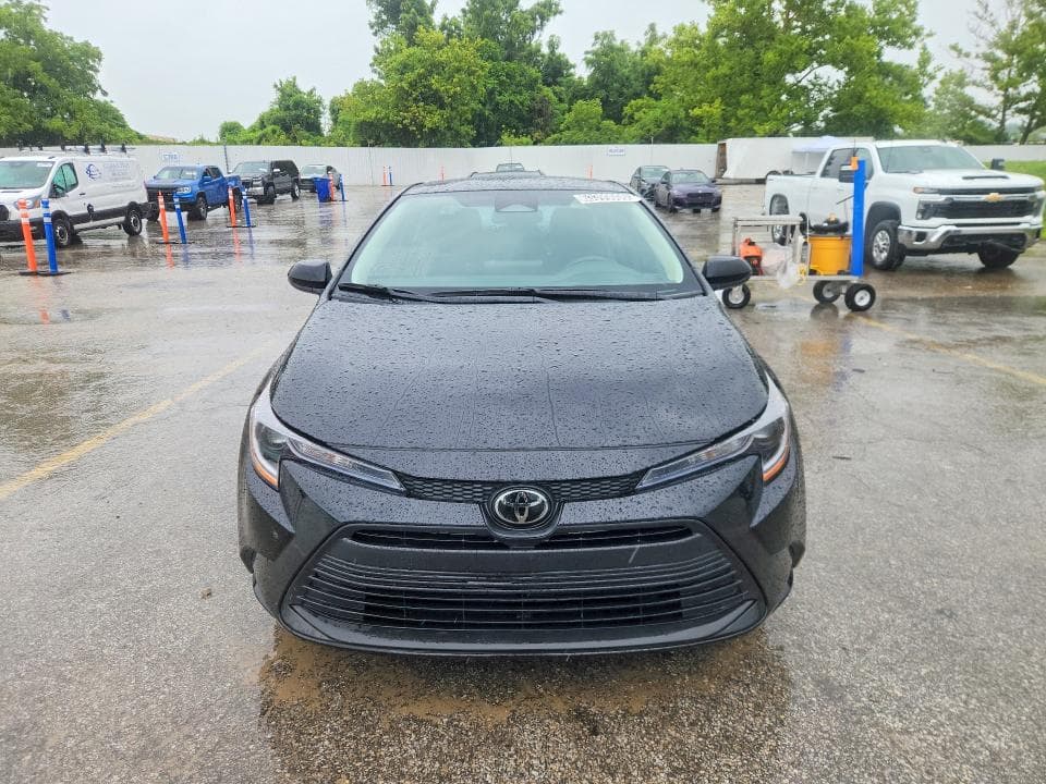 2026 TOYOTA COROLLA LE 5