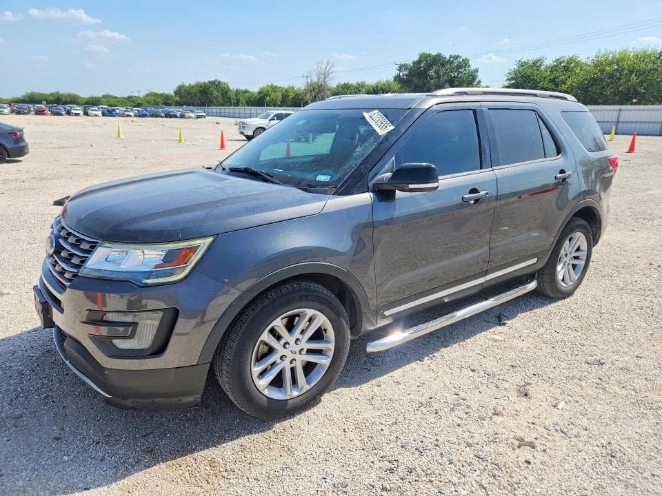 2017 FORD EXPLORER XLT - 1