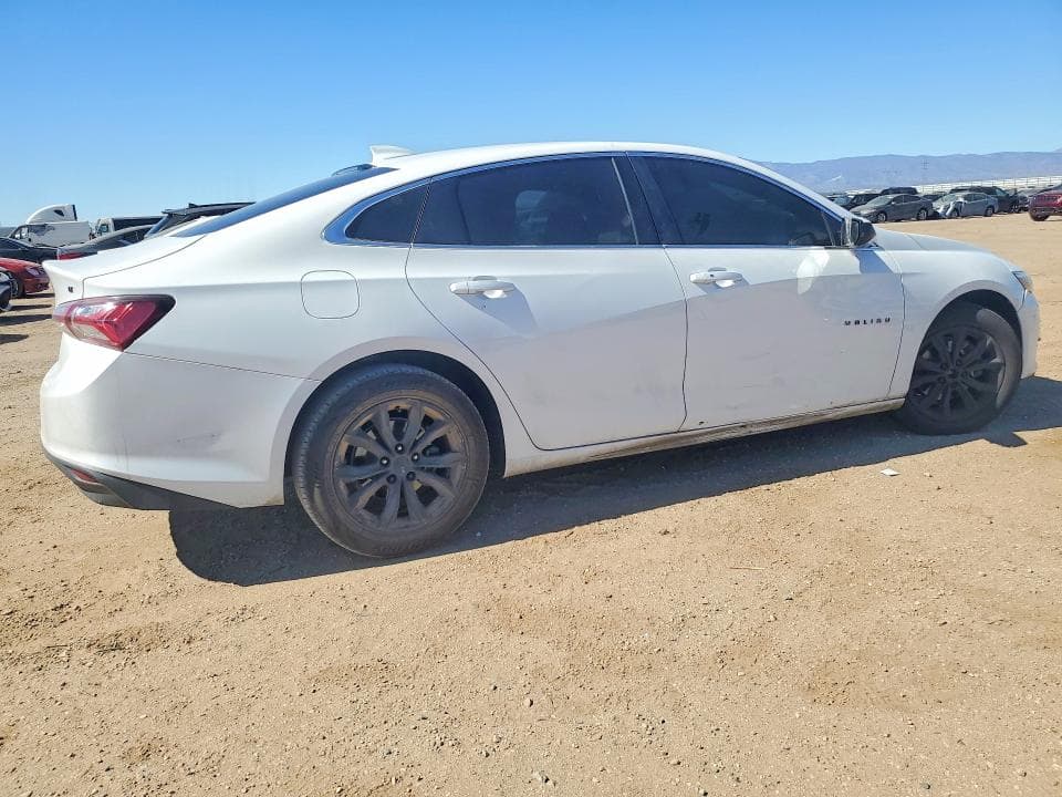 2020 CHEVROLET MALIBU LT 3
