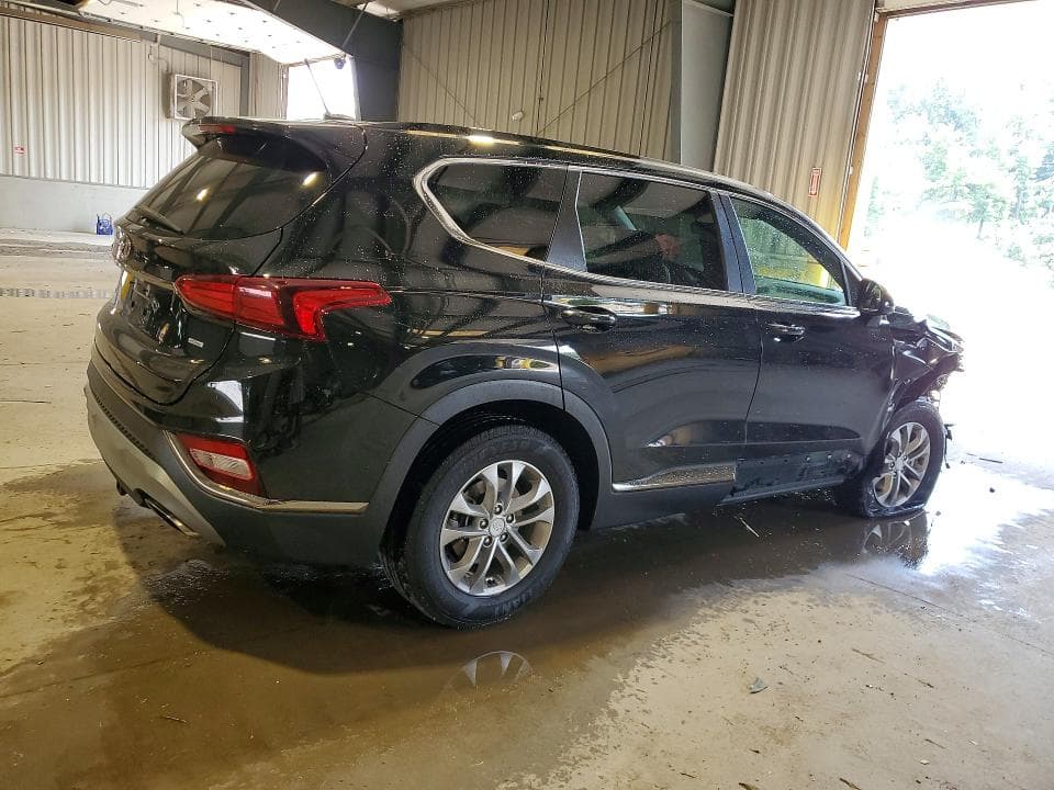 2019 HYUNDAI SANTA FE SE 3