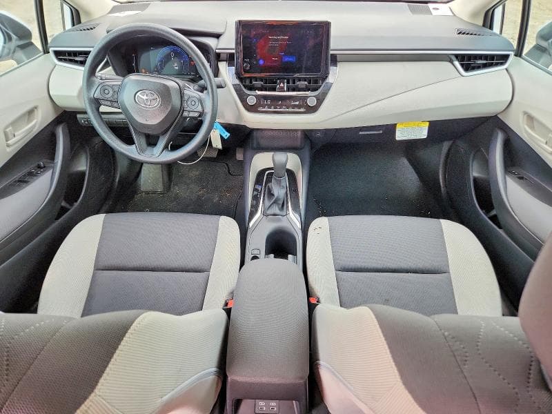 2026 TOYOTA COROLLA LE 8