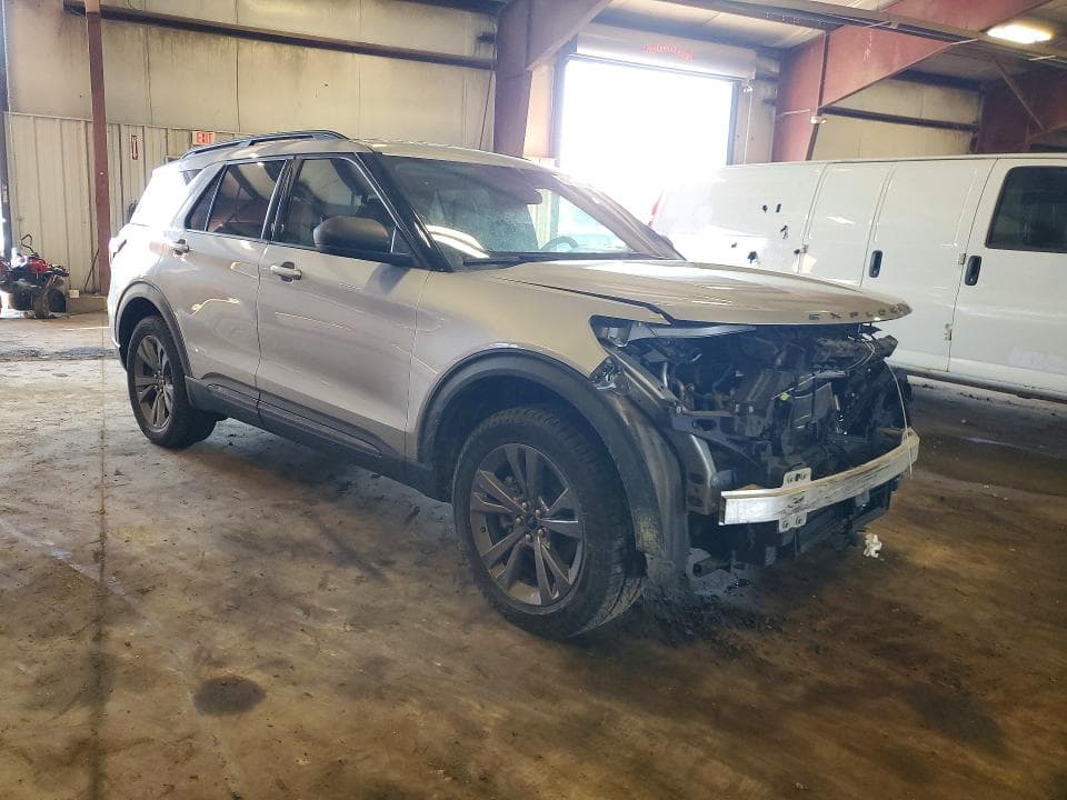 2021 FORD EXPLORER XLT 4