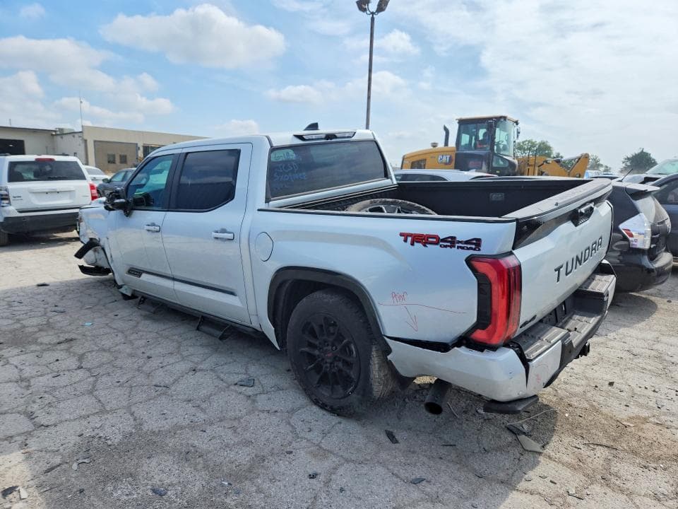2025 TOYOTA TUNDRA PLATINUM HV 2