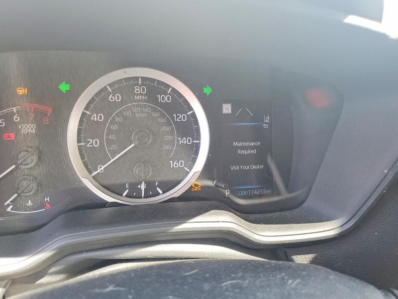 2020 TOYOTA COROLLA LE 9