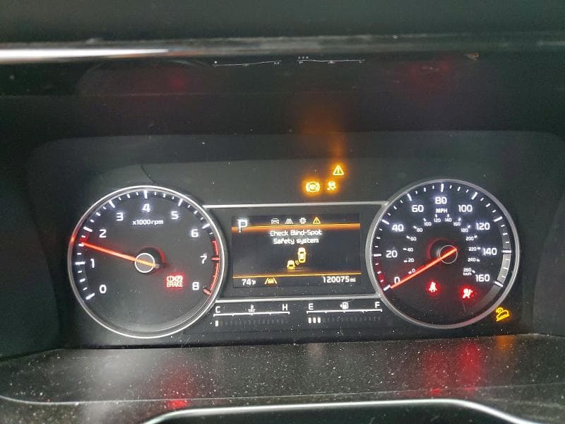 2021 KIA SORENTO S 9