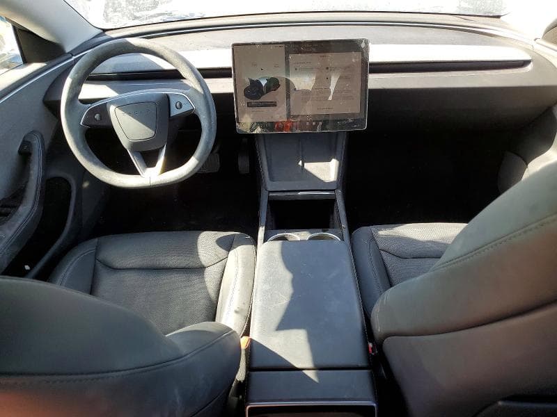 2025 TESLA MODEL 3 8