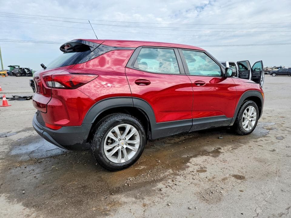2021 CHEVROLET TRAILBLAZER LS 3