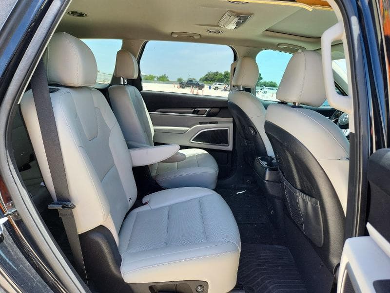 2021 KIA TELLURIDE S 11