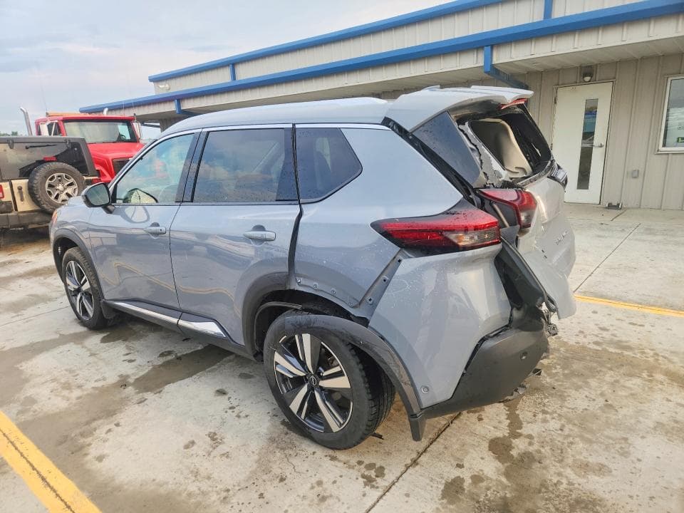 2023 NISSAN ROGUE SL 2