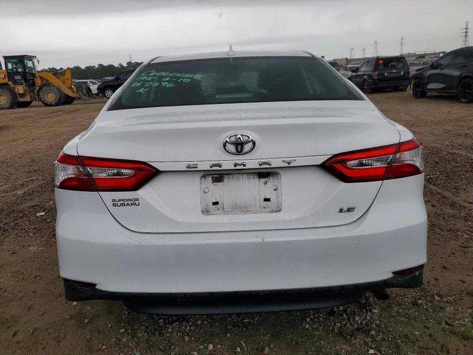 2020 TOYOTA CAMRY LE 6