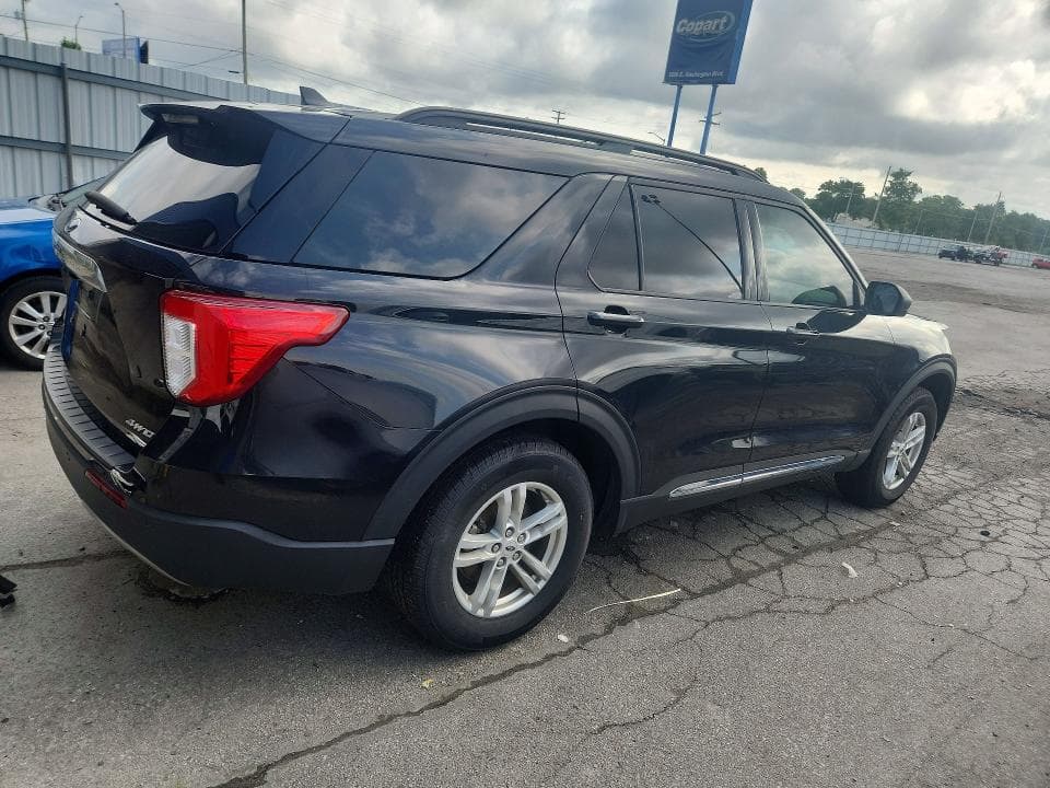 2022 FORD EXPLORER XLT 3