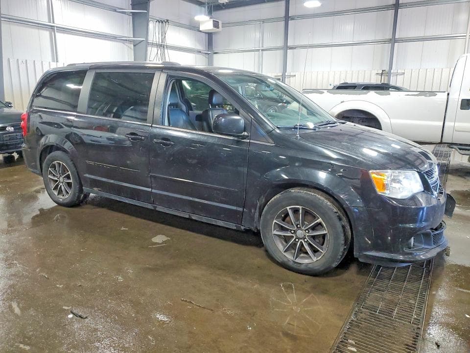 2017 DODGE GRAND CARAVAN SXT 4
