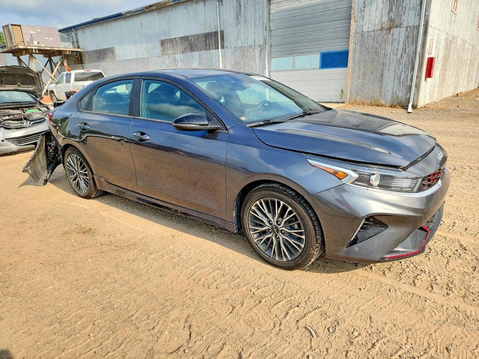 2022 KIA FORTE GT LINE 4