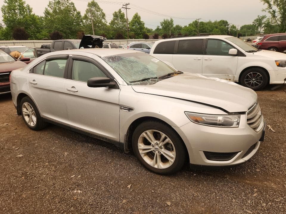 2018 FORD TAURUS SE 4
