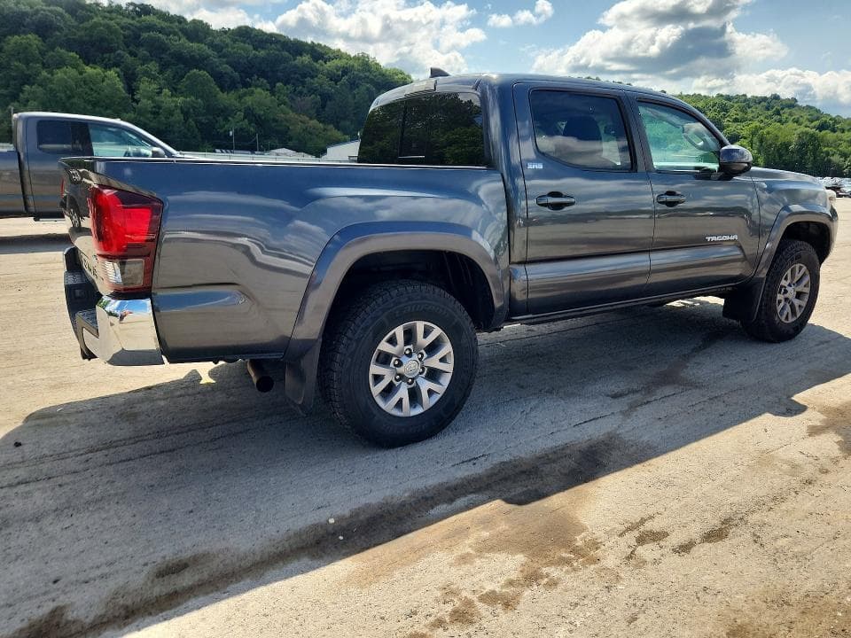 2019 TOYOTA TACOMA SR5 V6 3