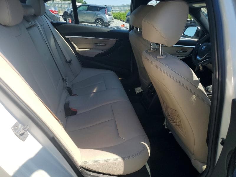 2018 BMW 330 I 10