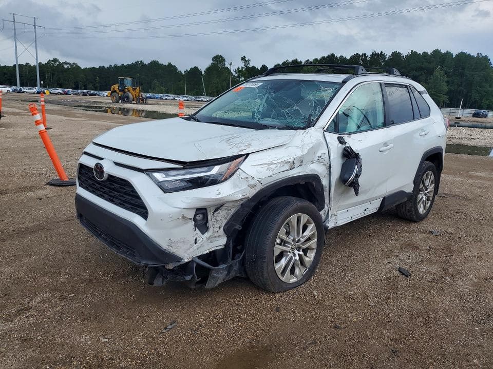 2024 TOYOTA RAV4 XLE PREMIUM - 1