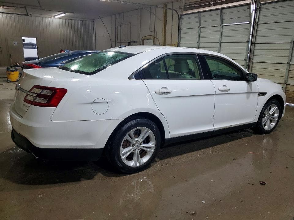 2018 FORD TAURUS SE 3